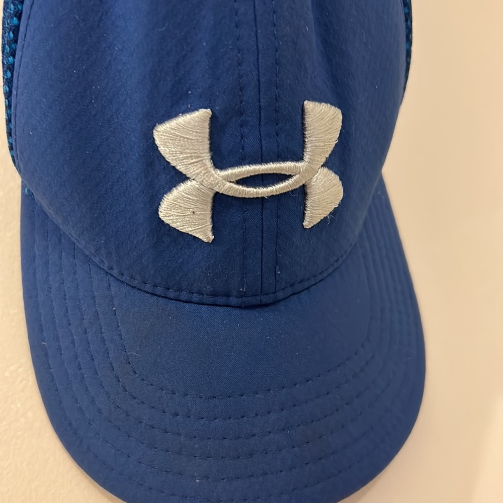 Under Armour Youth Baseball Hat Royal Blurb